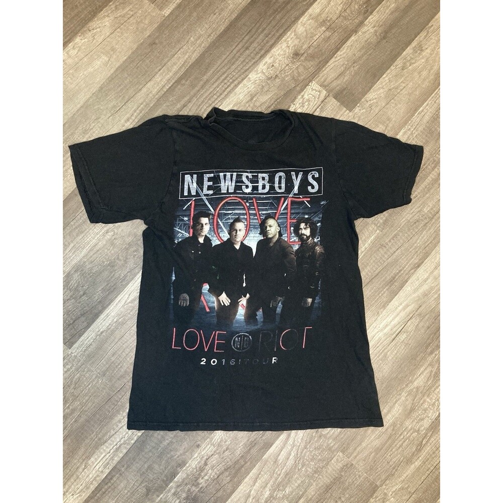 Newsboys Women’s S Love Riot T-Shirt 2016 Concert World Tour Tee Christian Fade
